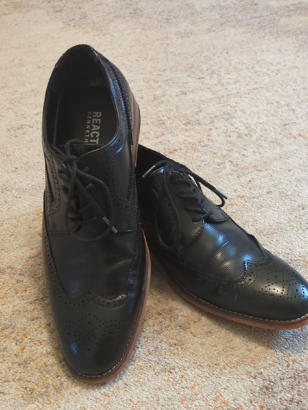 Kenneth Cole Reaction Black Leather Wingtip Derby Oxfords with Brown Sole